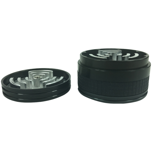 4 piece grinder with rubber grip blades