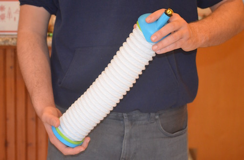 Gravity-bong-in-hands