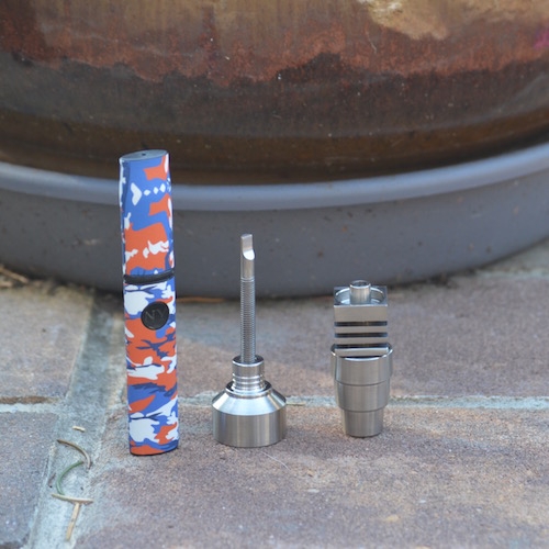 Dabbing vs Vaping Micro Vape Pen with Domeless Nail Carb Cap