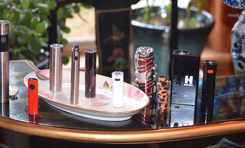 Vape Batteries vape-batteries-box-mods-on-piano